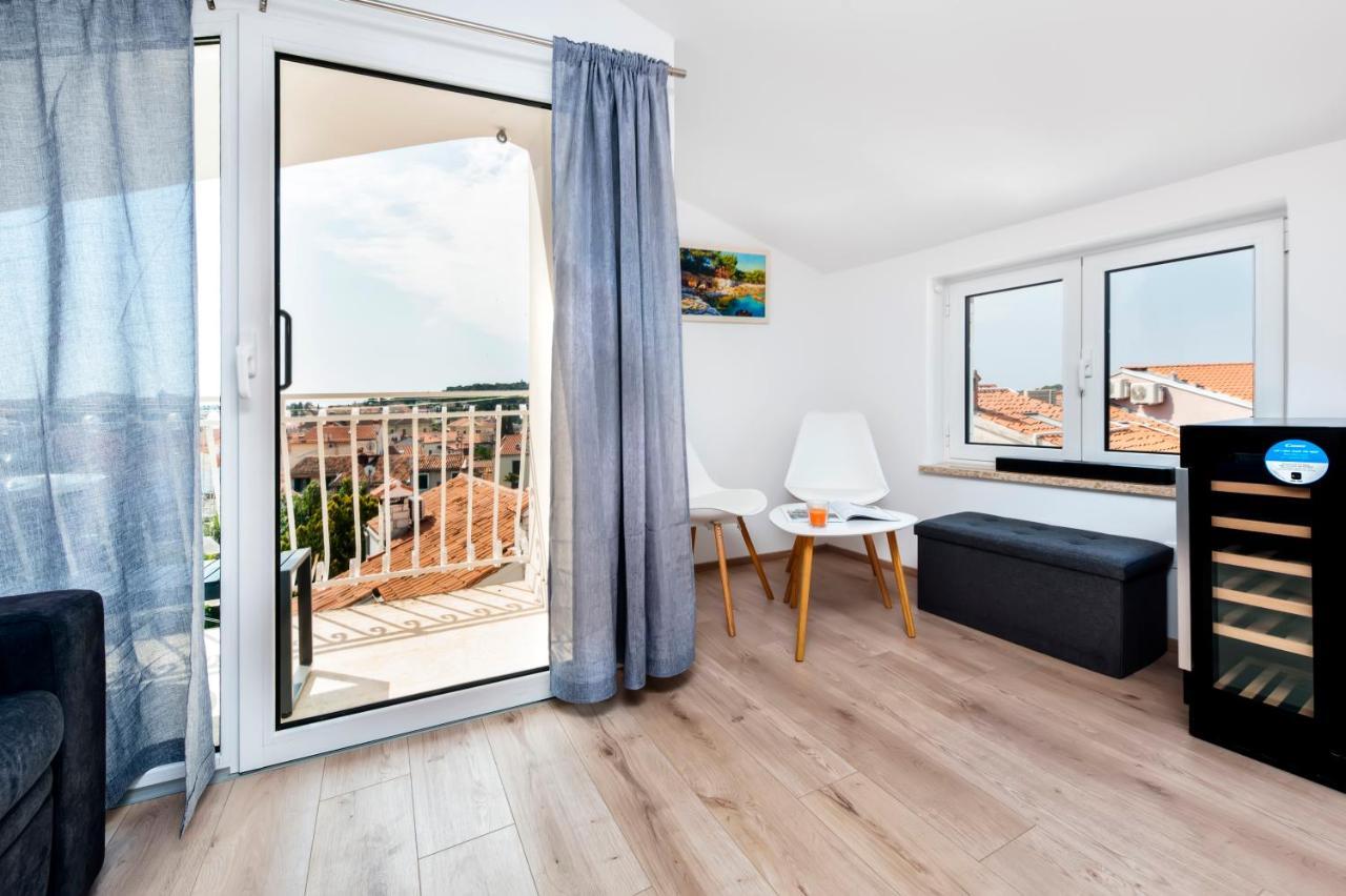로비니 Casa Bellavista Sea View 빌라 외부 사진