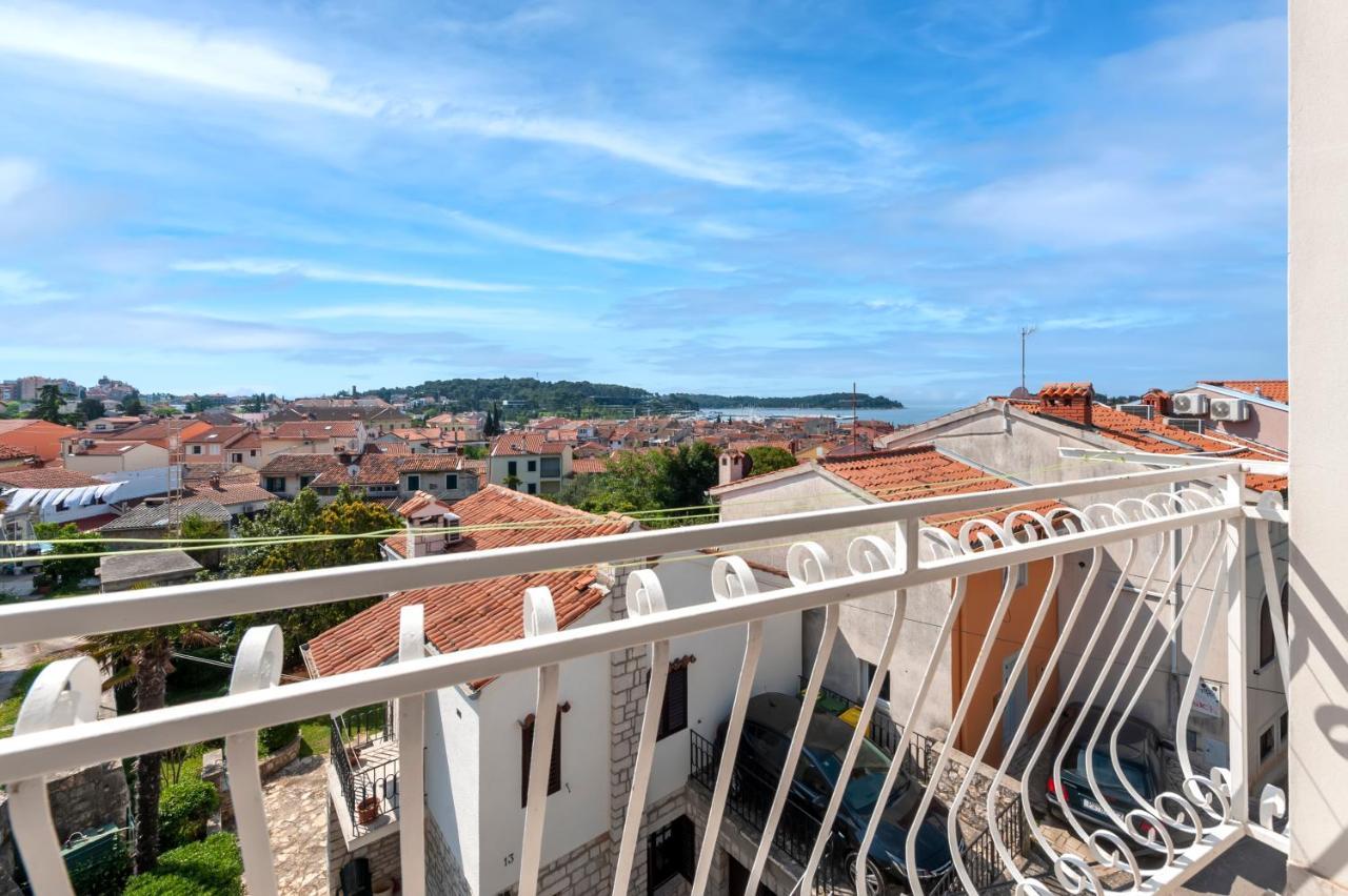 로비니 Casa Bellavista Sea View 빌라 외부 사진